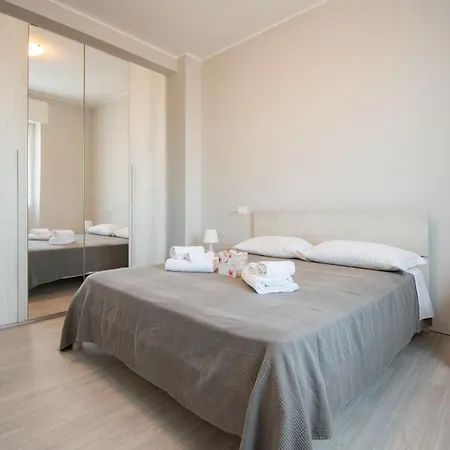 Trilocale Piazza Della Repubblica - F&l