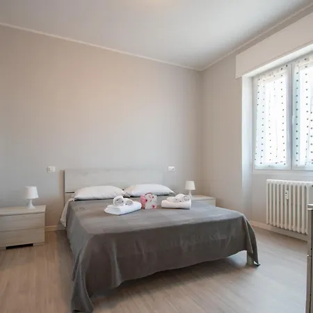 Trilocale Stazione - F&l Apartment Brescia