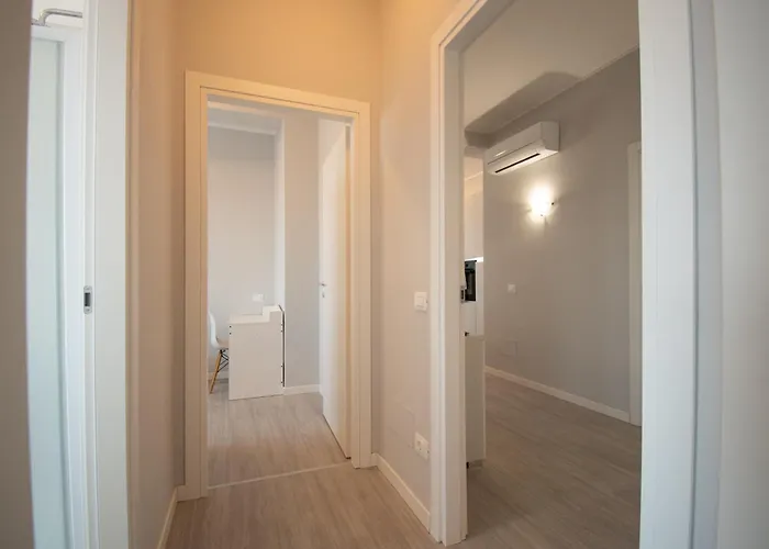 Trilocale Piazza Della Repubblica - F&l * Brescia