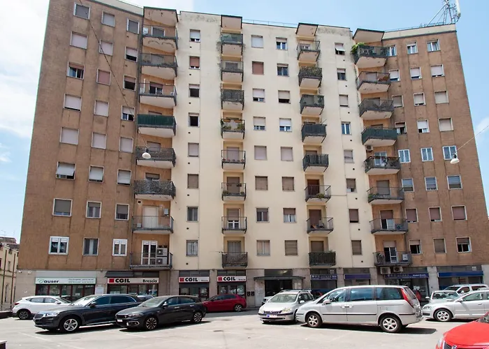 Trilocale Piazza Della Repubblica - F&l Апартаменты Брешия