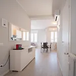 Apartament Trilocale Piazza Della Repubblica - F&l *